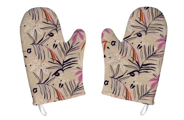 Oven gloves jungle in spring