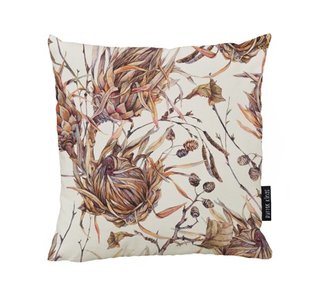 Cushion cover wad of flower bud